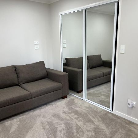 Guest Suite - Cosy Place In The Wattle Downs Auckland Luaran gambar