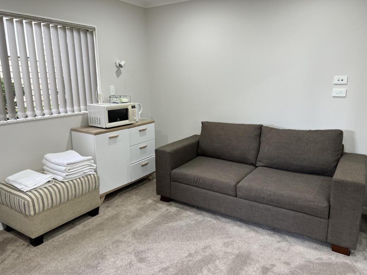 Guest Suite - Cosy Place In The Wattle Downs Auckland Luaran gambar